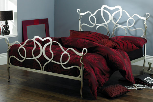 Sofia Bed Frame Double 135cm