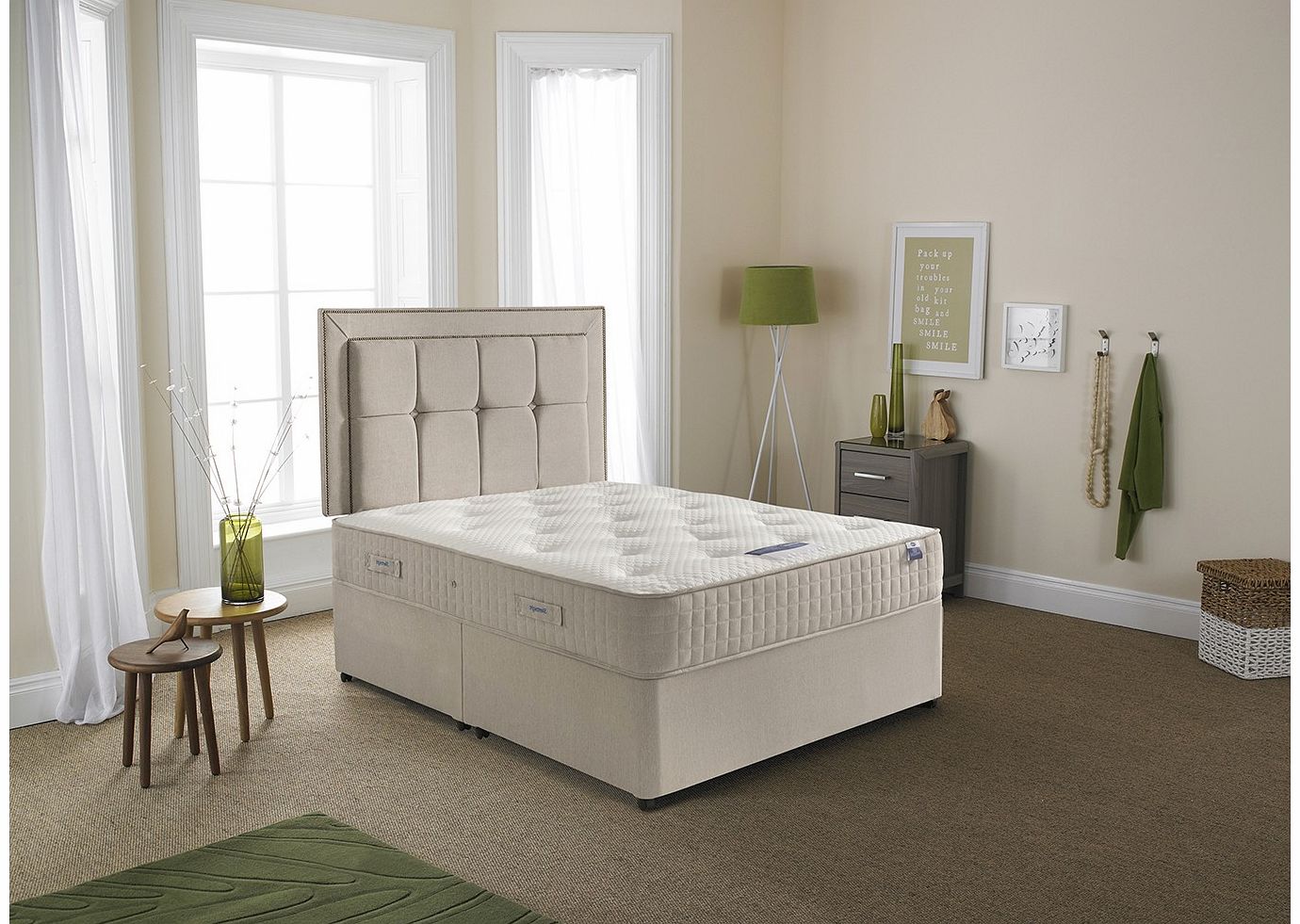 3`0 Single Silentnight Delamere Pocket Spring Divan Bed -