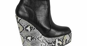 AB Black snake pattern wedged boots