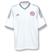 Bayern Munich Away Shirt 2002/04.