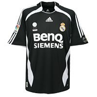 Real Madrid Away Shirt - 2006/07 with V