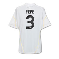 Real Madrid Home Shirt 2009/10 with Pepe 3