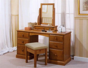 Airsprung The canterbury Collection Double Pedestal Dressing Table