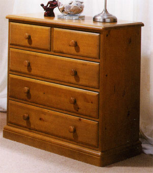 The canterbury Collection3 + 2 Standard Drawer Chest