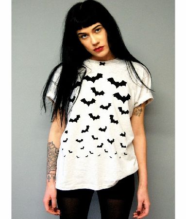 Alice Takes A Trip Batty About You Collar T-Shirt `SP T6