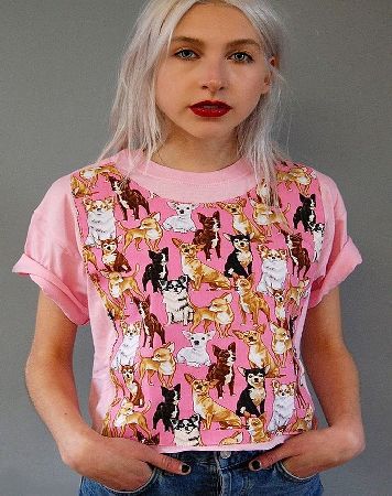 Alice Takes A Trip Chihuahua Print Crop T-Shirt - Size: S/M