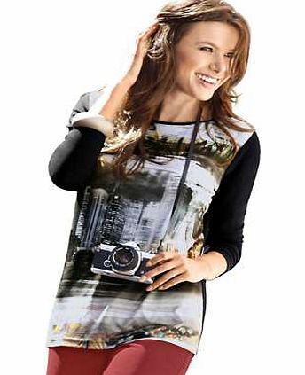 Ambria Skyline Print Top