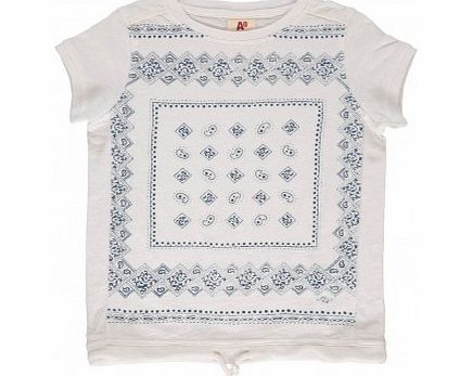 American Outfitters T-shirt White `4 years,8 years,10 years,12