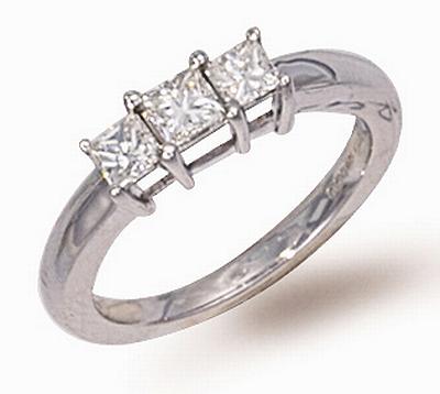 Ampalian Jewellery 18 Carat Gold Diamond Ring (480)