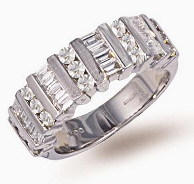 Ampalian Jewellery 18 Carat White Gold Diamond Ring (335)