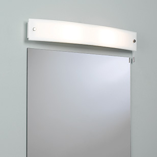 Curve Simple White Bathroom Mirror Wall Light With A Pull Cord Switch