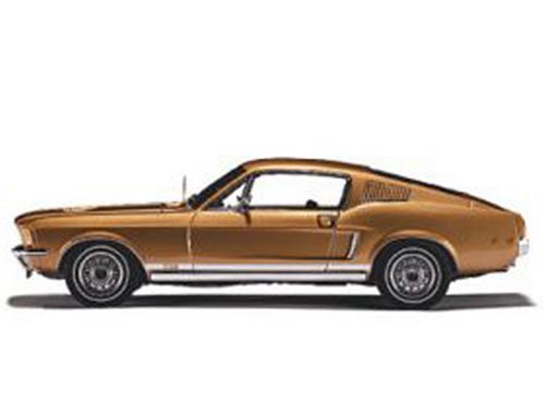 Die-cast Model Ford Mustang GT390 (1:18 scale in Gold)