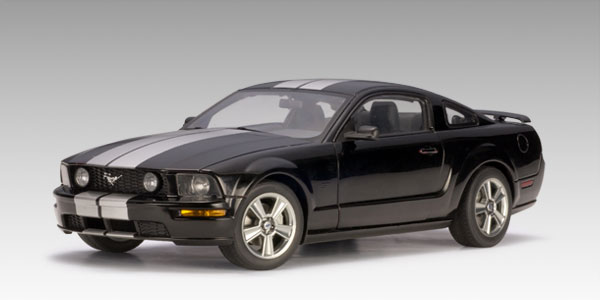 Ford Mustang GT 2005 Production Version Ltd