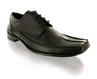 Barratts Essential Lace Up Formal Shoe With Centre Stitch Detail