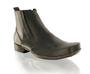 Barratts Fabulous Leather Ankle Boot With Mud Guard Feature
