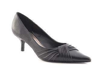 Low Heel Court Shoe - Size 10