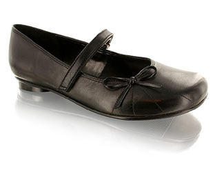 Barratts Simple Casual Shoe With Bow Detail