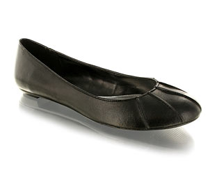 Barratts Simple Round Toe Pump With Ruched Detail