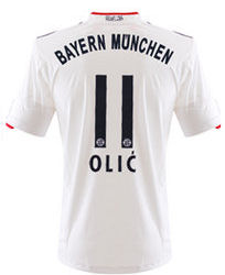 Bayern Munich Adidas 2011-12 Bayern Munich Away Shirt (Olic 11)