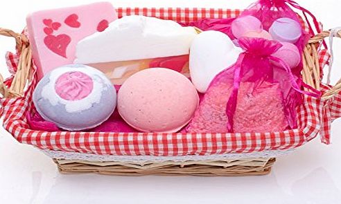 Beauty Bakery Luxury Pamper Hamper - Beauty Bakery Handmade Bath Bomb and Soap Gift Set - Perfect Gift
