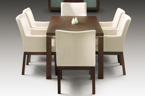 Club Dining Table with Chairs