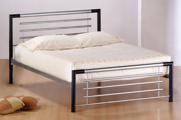 Bedworld Discount Faro Metal Beds Small Double 120cm