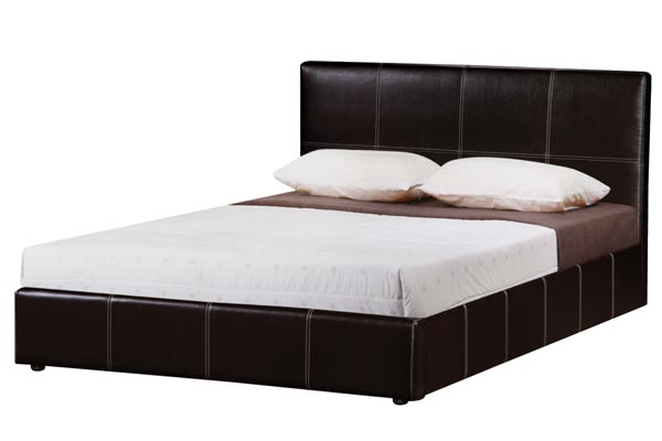 Bedworld Discount Lyon Faux Leather Bed Frame Kingsize 150cm