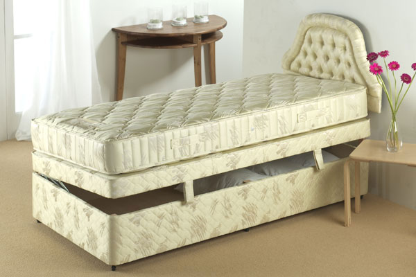 Bedworld Discount Pennine Sidelift Ottoman Divan Bed Double