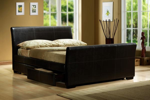 Bedworld Discount Peru Faux Leather Bed Frame Kingsize 150cm