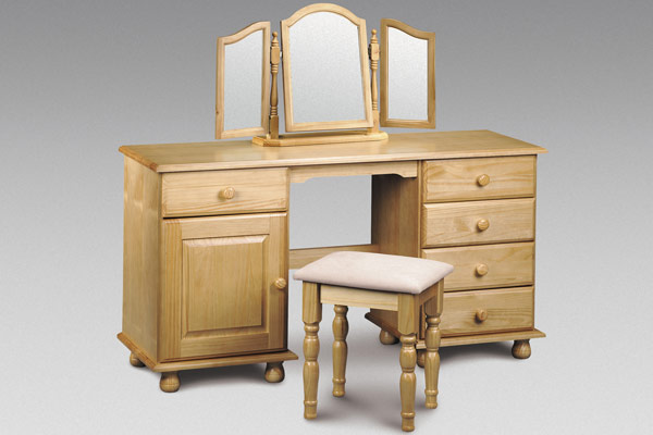 Bedworld Discount Pickwick - Twin Dressing Table