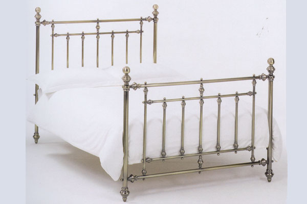 Bentley Designs Imperial Bed Frame Double 135cm