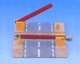 Bigjigs Toys Level Crossing Track Accessory