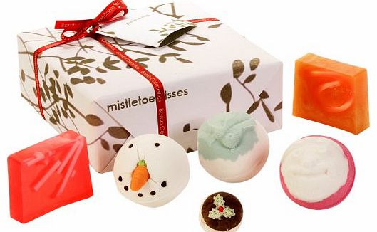 Bomb Cosmetics Mistletoe Kiss Gift Set