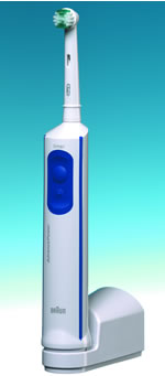 BRAUN Oral-B Advanced Power 900 Electric Toothbrush