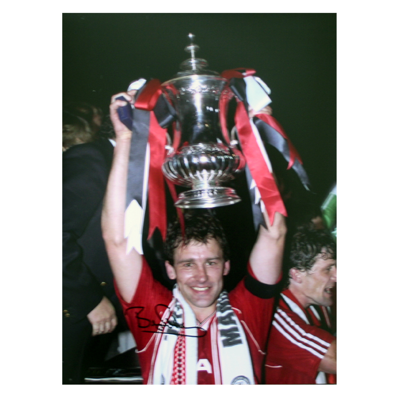 Robson Signed Manchester United Photo: 1990 FA Cup Winner