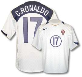 C.Ronaldo Nike Portugal away (C.Ronaldo 17) 04/05