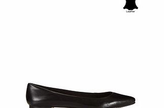 Carlton London Black leather pointed flat shoes