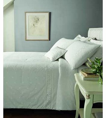 White Windsor Bedspread