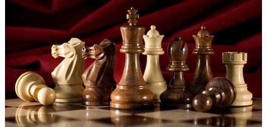 ChessMaze International Broadbase Club Staunton Golden Rosewood Chess Pieces