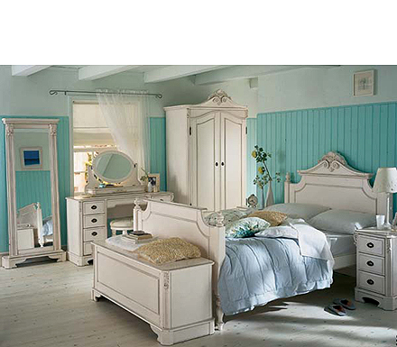 Christian Harold Beau White Bedroom Set with Wardrobe