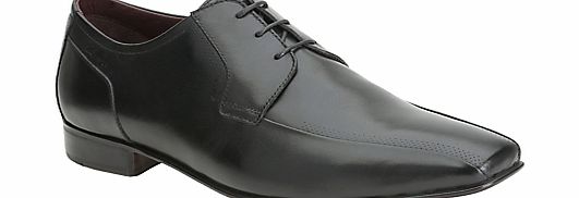 Clarks Chilton Leather Derby Shoes