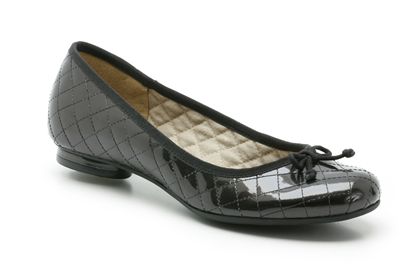 Clarks Cocoa Ballet Black Quilted