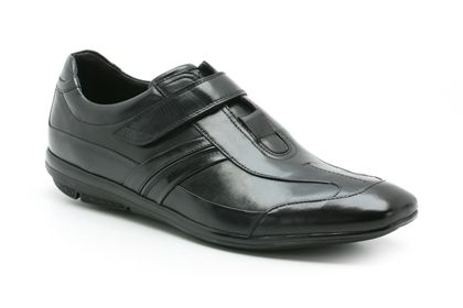 Clarks Fast Friction Black Leather