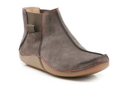 Clarks Mary Belle Charcoal Nubuck