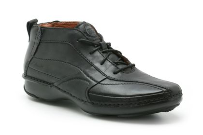 Clarks Rush Wave Black Leather