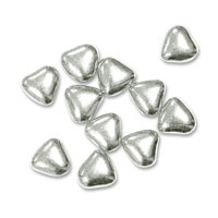 kilo of silver mini heart dragees