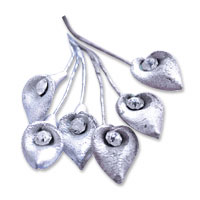 Confetti silver arum lily wire trim
