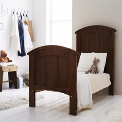 Cosatto Hogarth Cot bed including FREE SLEEPTITE 140