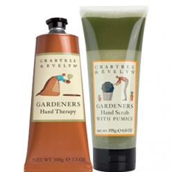 CRABTREE and EVELYN GARDENERS HAND CARE SET (2