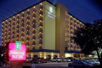Embassy Suites Hotel Dallas Market Center
